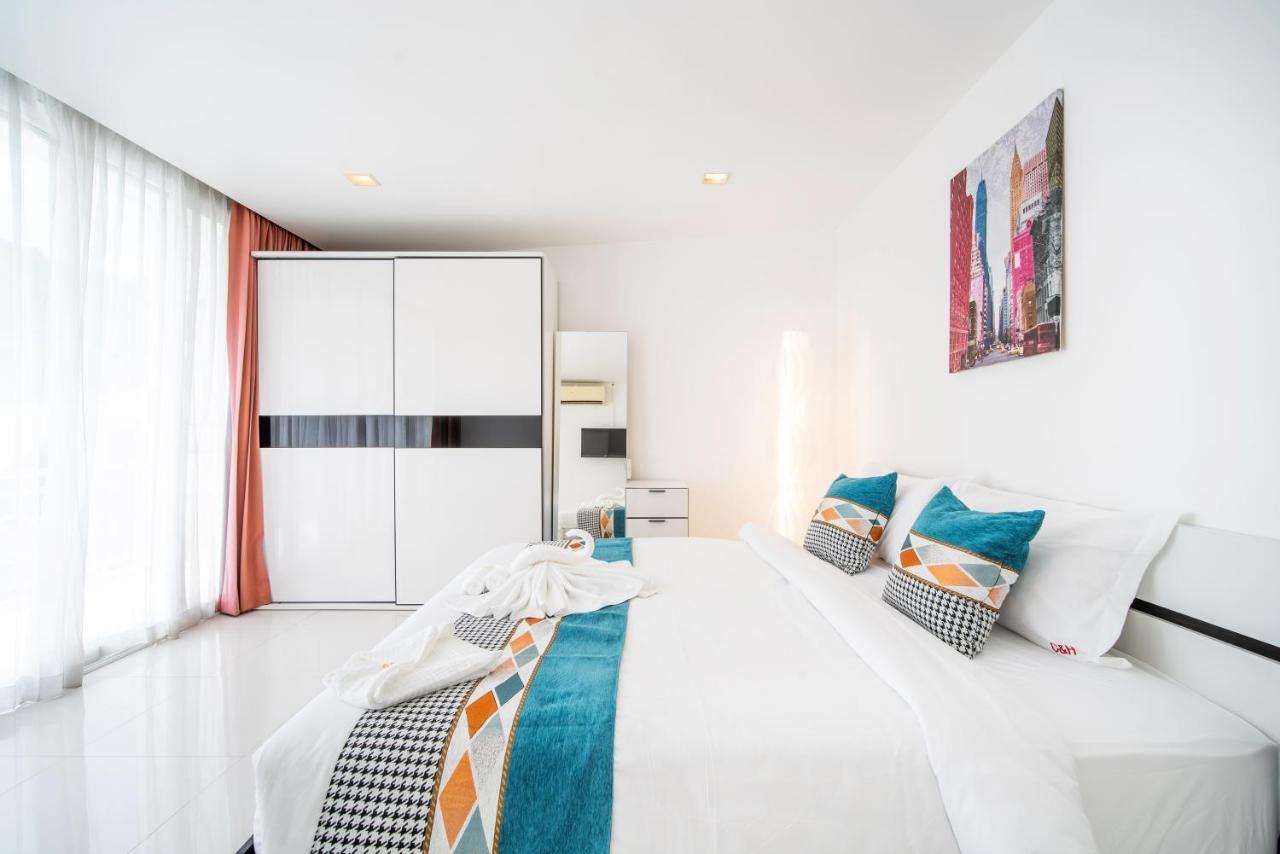 Biệt thự Villa2：四卧泳池别墅/两个海景房/近班赞酒吧街