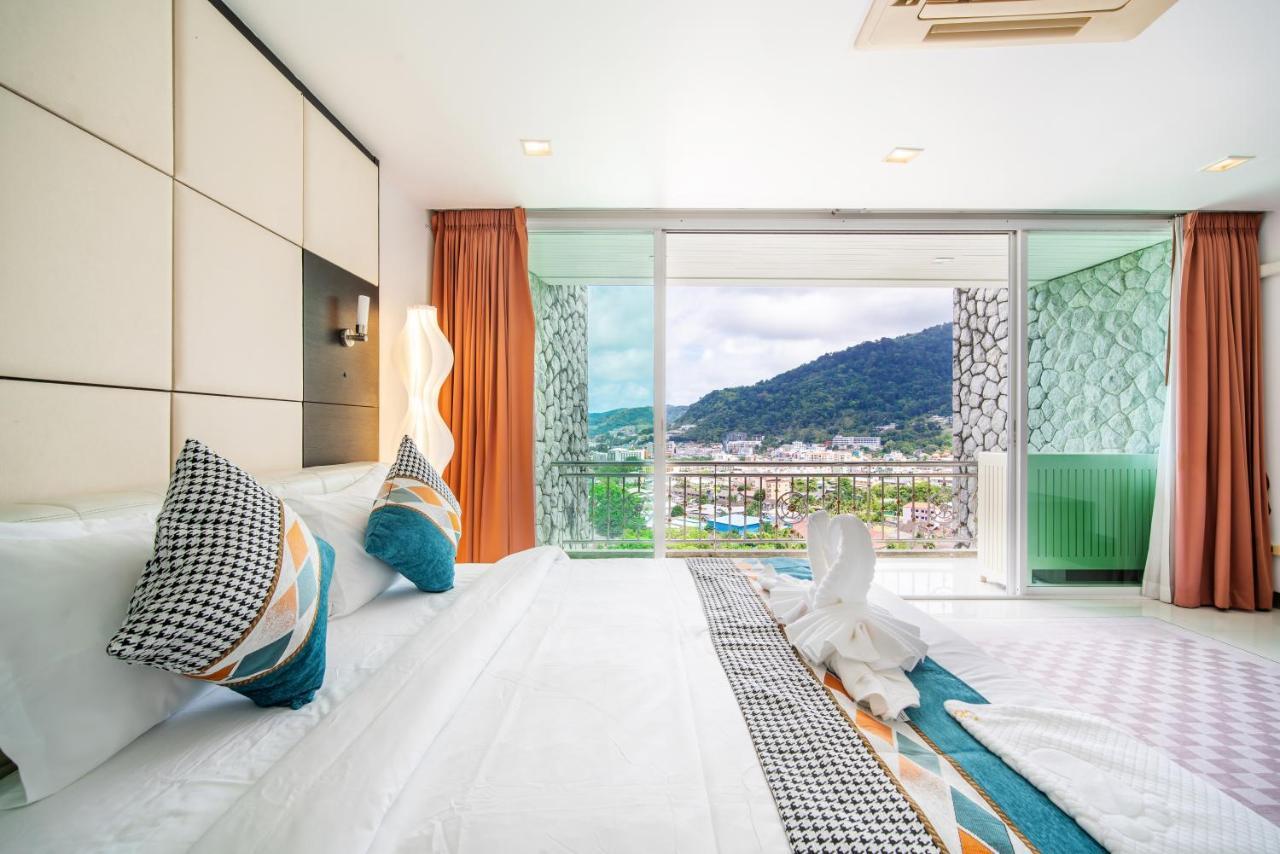 Villa2：四卧泳池别墅/两个海景房/近班赞酒吧街 Biệt thự Patong